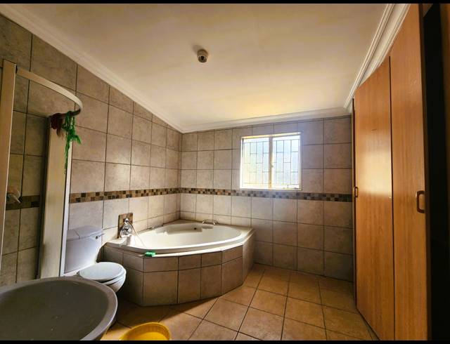 3 BEDROOM HOUSE FOR SALE IN THREE RIVERS